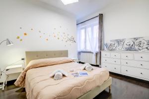 Asia Apartment: 2BR in Laveno Center - Happy Rentals