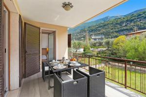 Margherita Apartment - Lake and Mountain Views - Happy Rentals