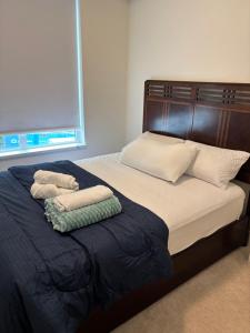Corner city luxury suit