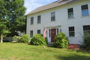 Timber Post Bed & Breakfast - Devenscrest