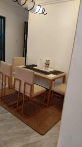 Executive two bedroom apartment which features swimming pool,gym and amazing scenic views