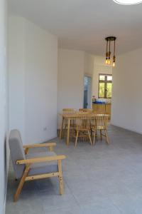 Blue Water Cotton Bay Apartment