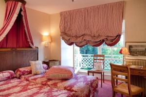 Hotels Chateau Colbert : photos des chambres