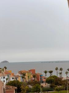 MEN52- duplex with large terrace close to the beach