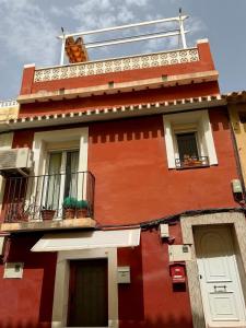 MEN52- duplex with large terrace close to the beach