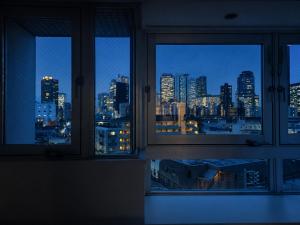 JR Okubo Station 4 Min Walk JR Yamanote Shin Okubo 8 Min Walk Shinjuku 1 Stop Spacious 75sqm 2BR Beautiful Night Views Vibrant Shopping District Sleeps 6