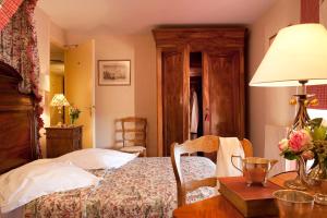 Hotels Chateau Colbert : photos des chambres