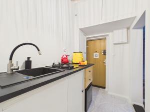 Mariensztat Cozy Stay near Old Town by Solarento