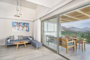 New Seaview Villa Minoiko with Private Pool near the Beach in Plakias
