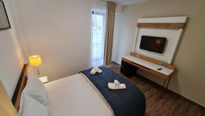 Jafar 4 - 1BR Apartment with Private Balcony