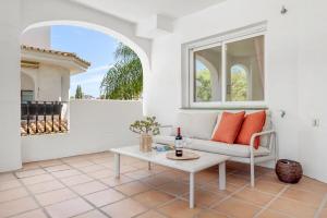Relaxing Marbella 2BR with Pool and Private Terrace