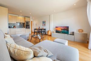 Penthouse Rosas 1C