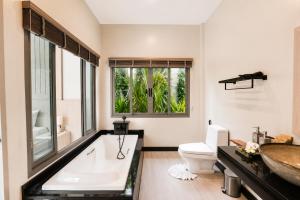 2BR Villa Private Pool Near Nai Harn Beach