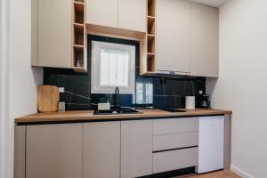Athenian Flat