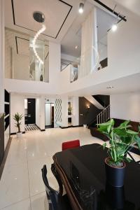 Grēcinieku Penthouse apartments