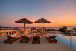 Stella View - Adults Only