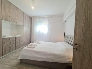 Family apartment at the center of Piraeus