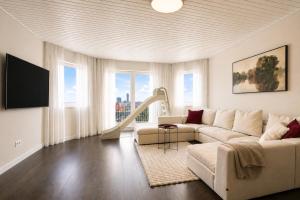 Castle View Rooftop Terrace Penthouse 5BR Old Town