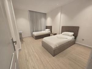 2 Bed room Apartment Luxurious