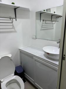 4-Pax Tagaytay Studio with Wi-Fi and Optional Parking