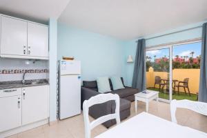 GuestReady - Modern Stay with Pool and Terrace
