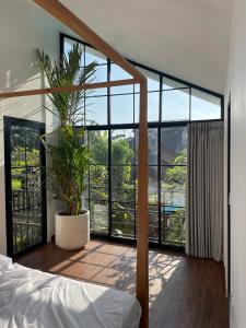 Tropical 3BR Pool Villa near Seminyak & Canggu