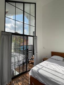 Tropical 3BR Pool Villa near Seminyak & Canggu