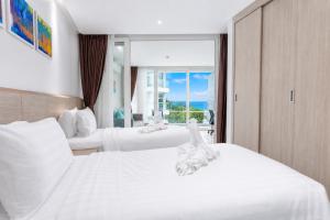 Seaview 1 Bderoom Beach Access - The Beach Front 5306