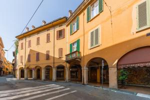 Centro di Bologna, Casa con Balcone e Design