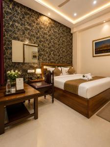 Hotel Harmony Heaven Heaven BY Rk Palace