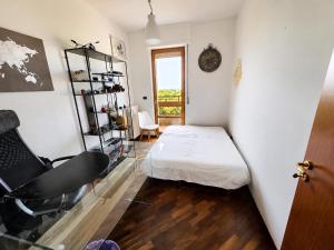 Stanza in Appartamento incantevole check-in H24 Adelfia Bari