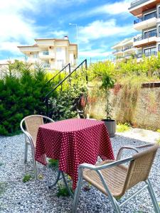 200m to Turquoise Bay Luxury Residence with Turkish Bath & Sauna