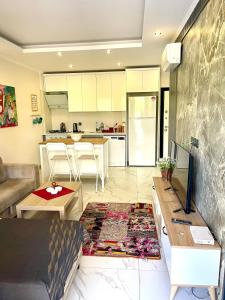 200 meters to our Turquoise Bay Residence for a comfortable vacation