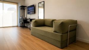 Downtown Theater District Apartment