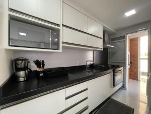 Maria Eduarda 201 - Apartamento com 3 quartos a apenas 3 minutos da praia