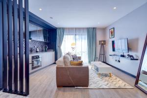 5 Star Loft w Rooftop Lounge and Pool in Westlands