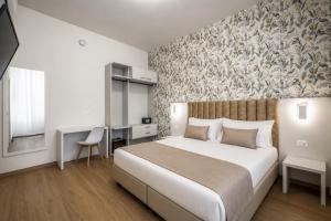 Seven Suites Florence near station