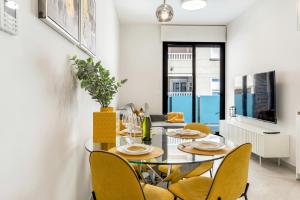 Apartment Royal II with Rooftop Pool -by Welcomely