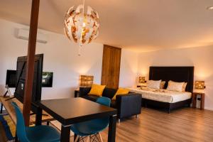 Cattleya House