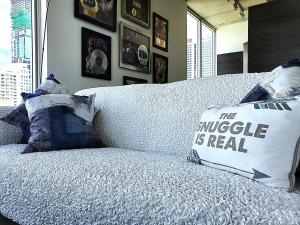 Luxury Gold & Platinum Condo in Downtown Miami!