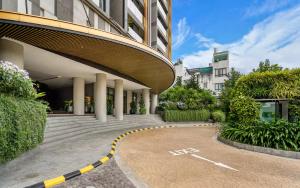 Zenity Luxury Central SaiGon by Bear House