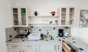 5 Apartamento hermoso frente a Bac principal-Universidad Católica-Catarino