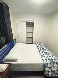 Blue room
