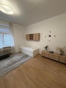 AG Central Comfort Apartment with self check in