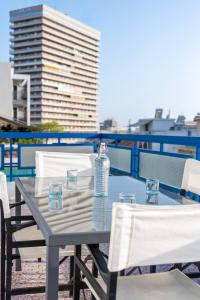 A46 Boho Chic 4BR Home with a Massive Balcony, close to Metro