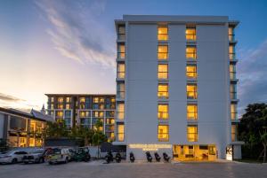Ozone Oasis Apartments
