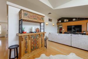 Luxe Mesa View Home on 35 Acres w Wraparound Deck