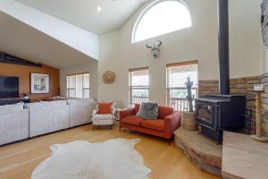 Luxe Mesa View Home on 35 Acres w Wraparound Deck