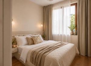 Golden Trio Apartment