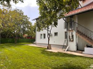 Vila Mile - Petrovaradin